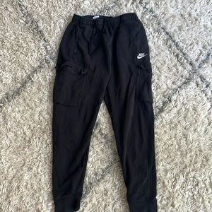 Men’s Nike Sweatpants Cargo Joggers Black